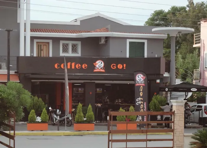 Chris Corfu Corfu (city)